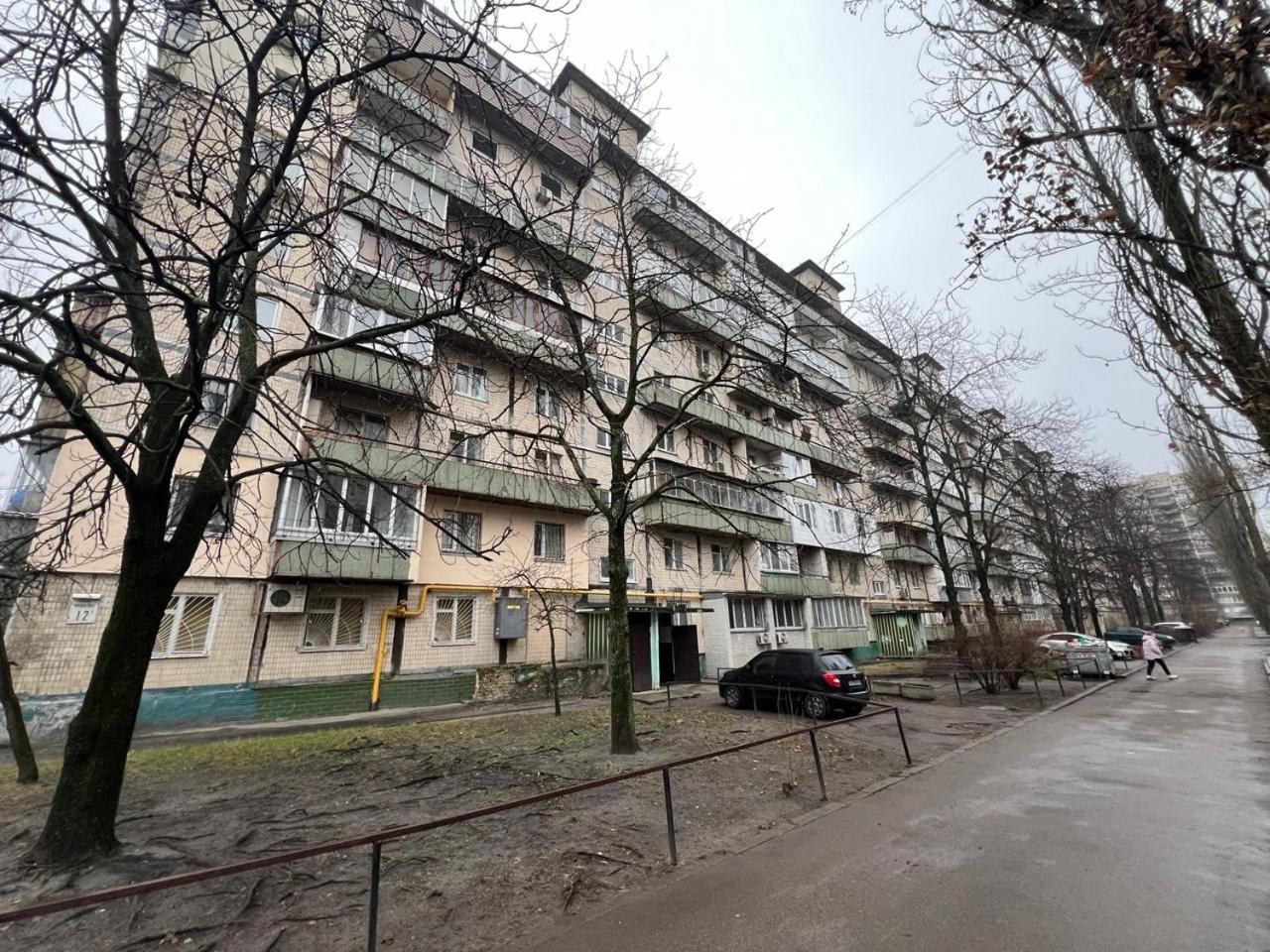 קייב Квартира Эконом-Класса Возле Метро Левобережная מראה חיצוני תמונה