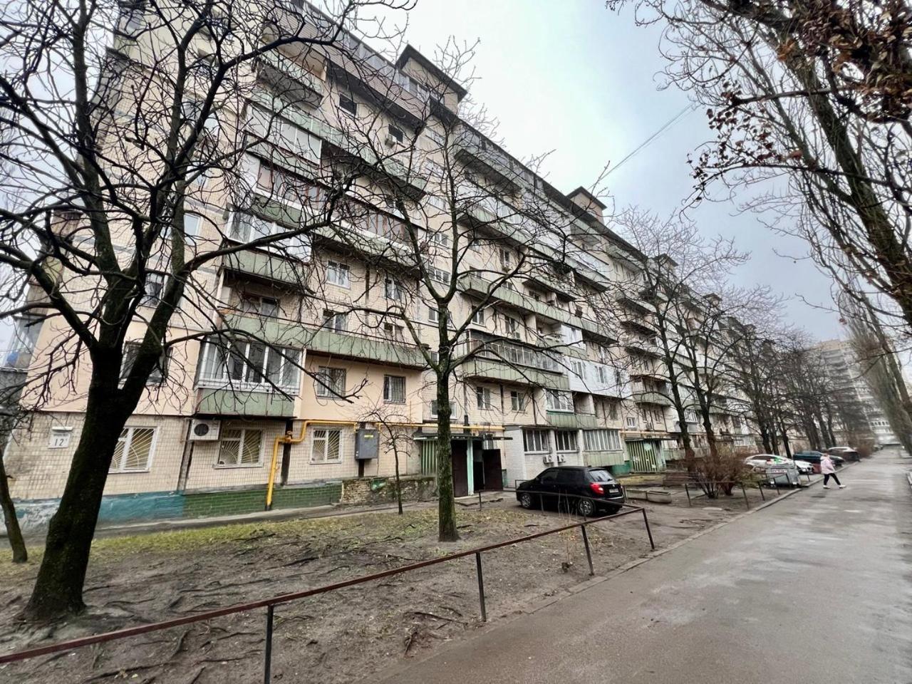 קייב Квартира Эконом-Класса Возле Метро Левобережная מראה חיצוני תמונה
